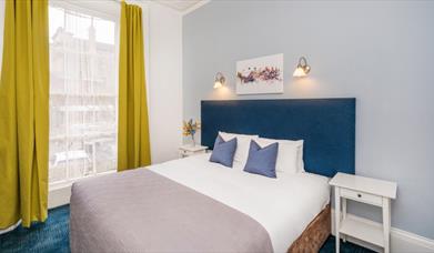 Washington Hotel bedroom