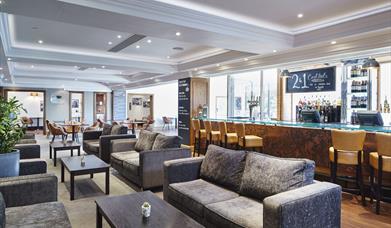 Bristol Marriott Hotel City Centre lounge area