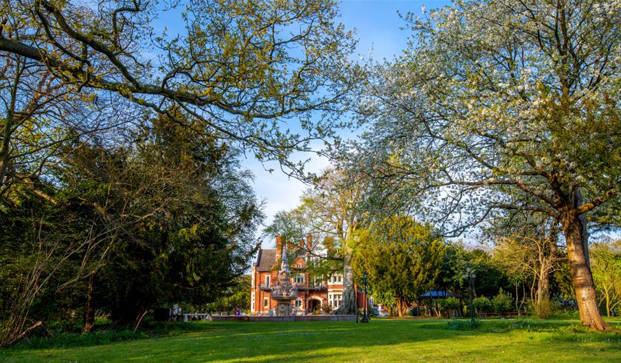 Berwick house and gardens