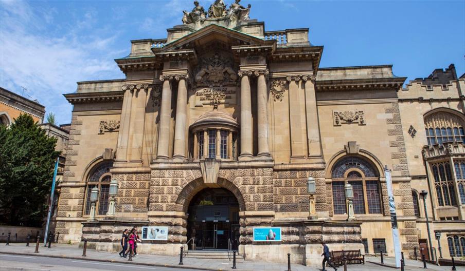 Bristol Museum & Art Gallery - exterior