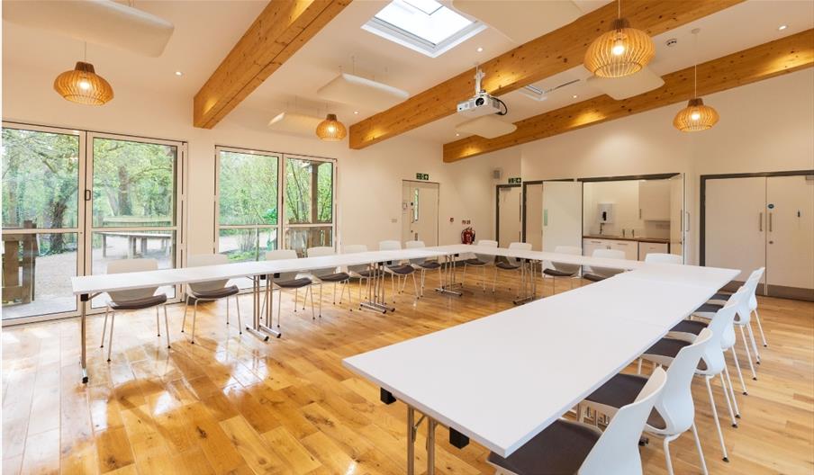 Bristol Zoo Bear Wood u shape empty