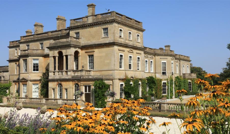 Hartham Park exterior