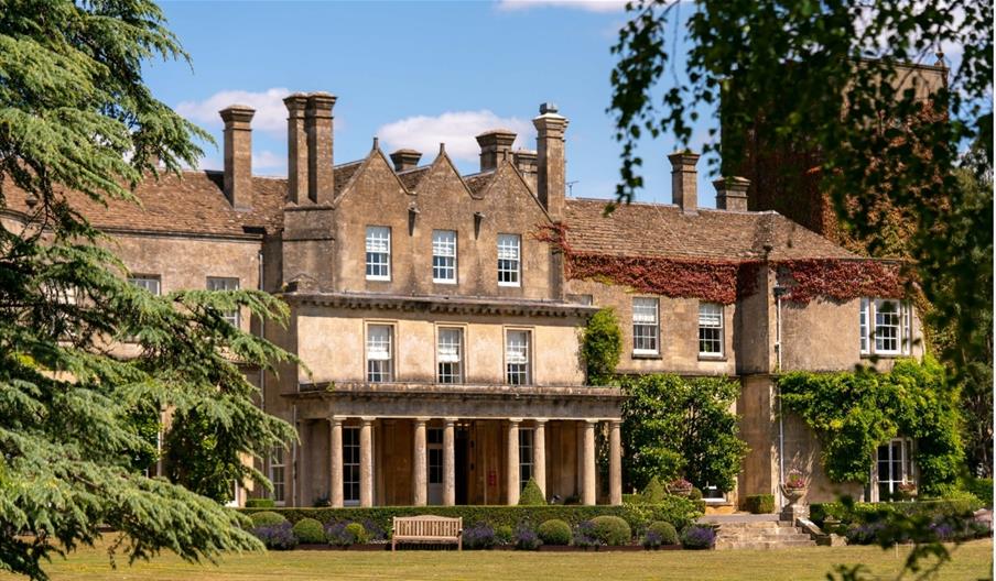 Lucknam Park Hotel Exterior image