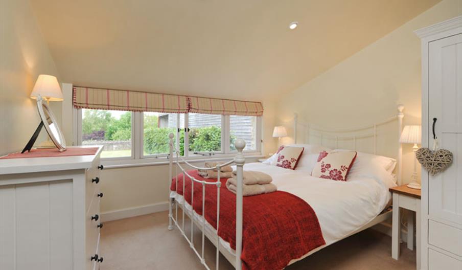 Park Farm Country Cottages bedroom