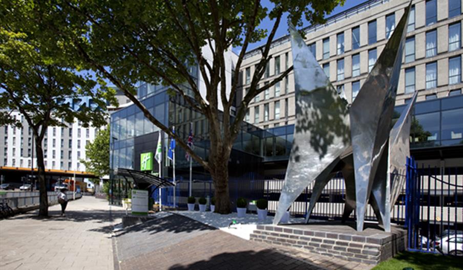 Holiday Inn Bristol City Centre exterior