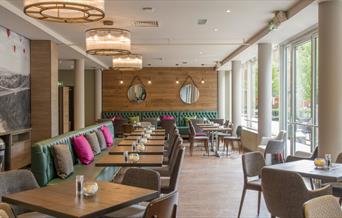Recess restaurant