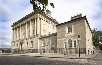 Front No 1 Royal Crescent