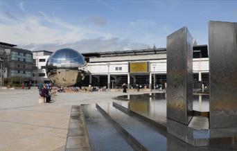 The Best Walking Tours Company - Millennium Square
