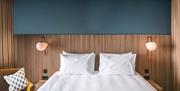 Mollies Motel & Diner Bedroom
