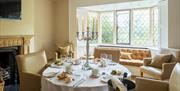 Set table underneath window