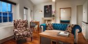 Shop & Stay – Luxurious private suite with your very own style concierge
