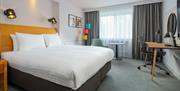 Holiday Inn Bristol Filton double bedroom